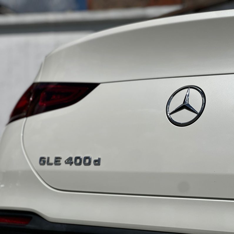 
								Mercedes-Benz GLE 400d full									