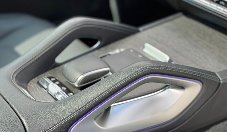 
								Mercedes-Benz GLE 400d full									