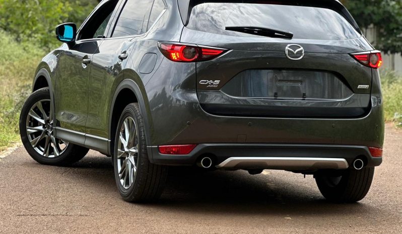 
								Mazda CX-5 full									