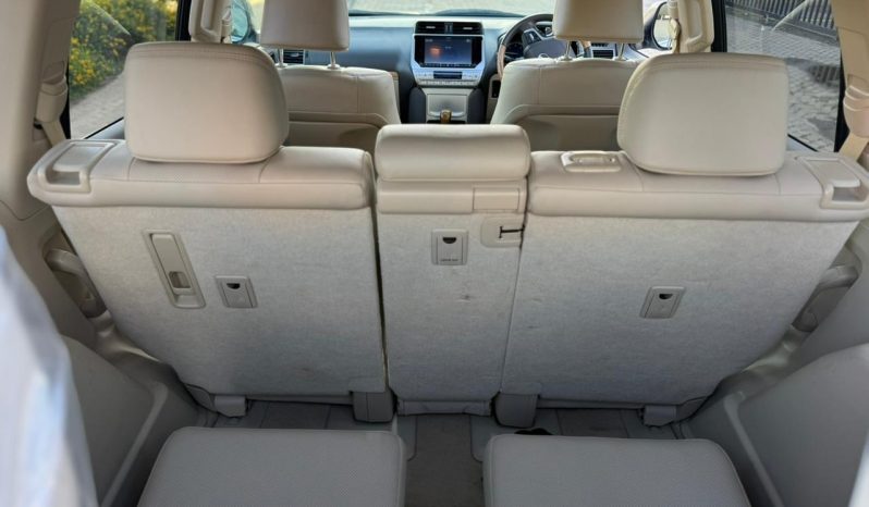 
								Toyota Land cruiser prado TX full									