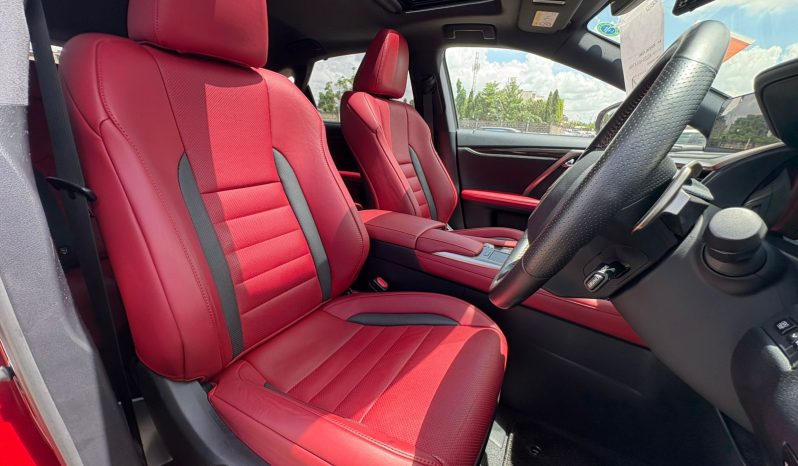 
								Lexus RX300 F sport full									