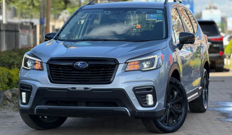 
								Subaru Forester full									