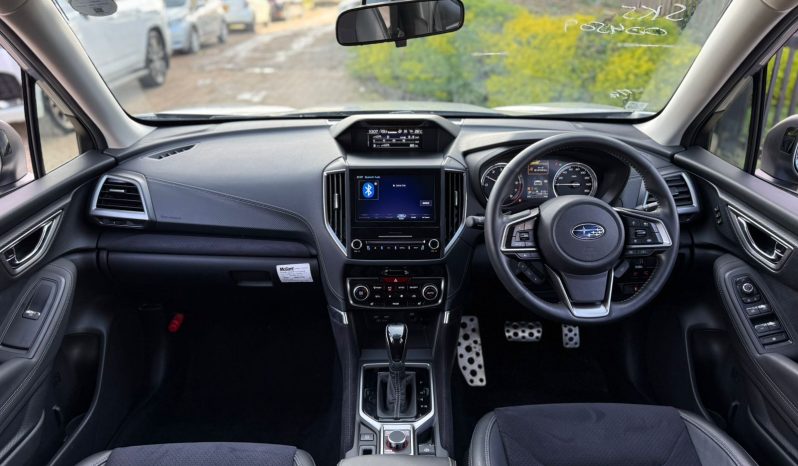 
								Subaru Forester full									