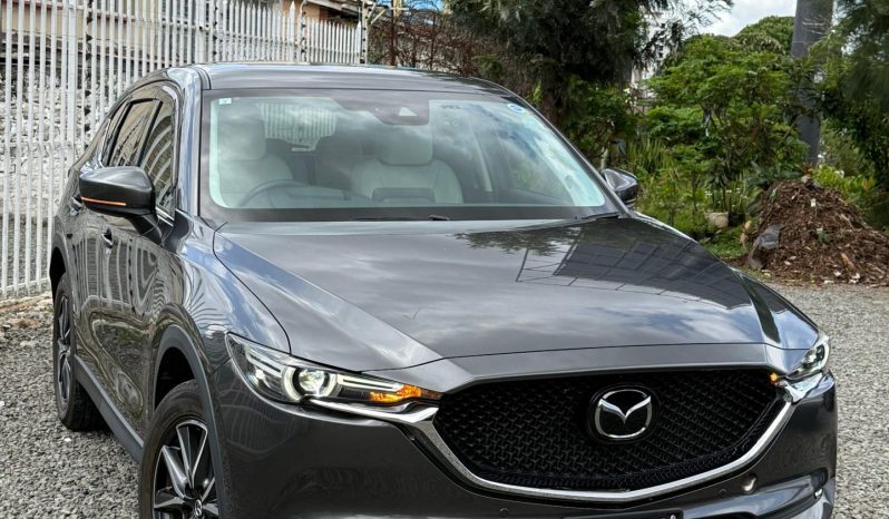 
								Mazda CX-5 full									