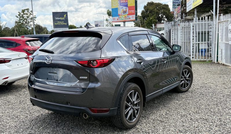 
								Mazda CX-5 full									