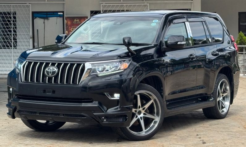 
								Toyota Land cruiser prado TX full									