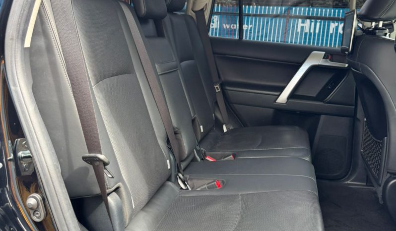 
								Toyota Land cruiser prado TX full									