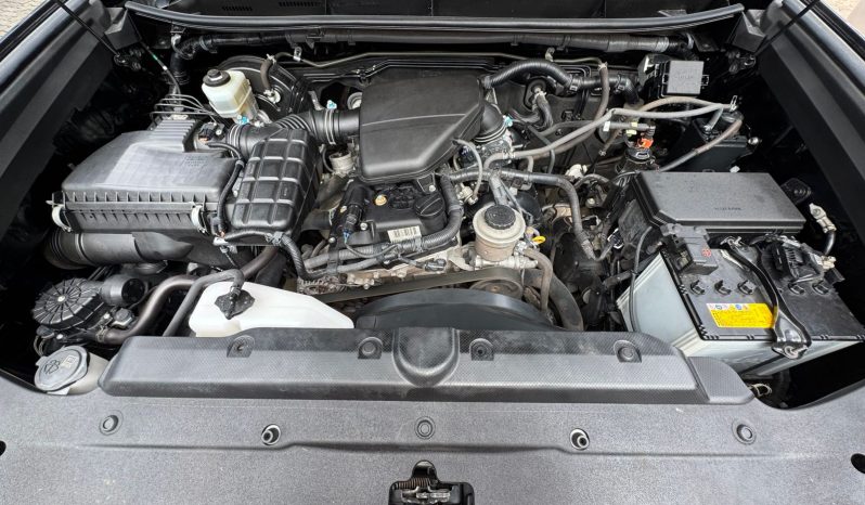 
								Toyota Land cruiser prado TX full									