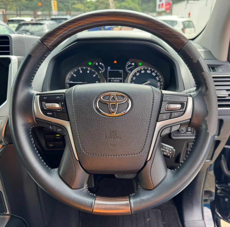 
								Toyota Land cruiser prado TX full									