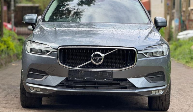 
								Volvo XC60 T5 full									
