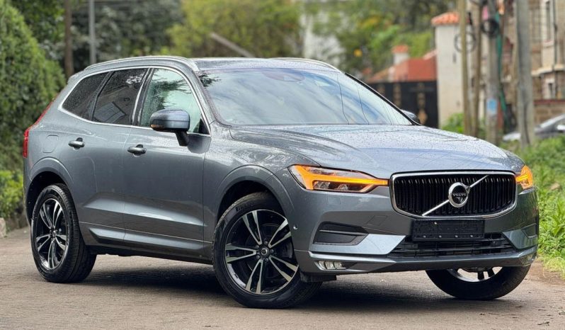 
								Volvo XC60 T5 full									
