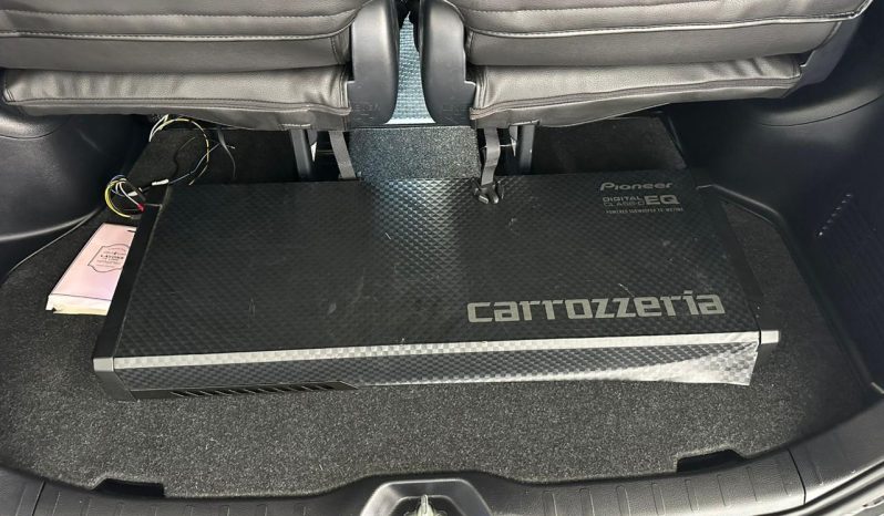 
								Toyota voxy full									
