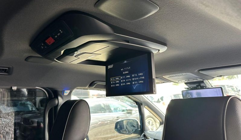 
								Toyota voxy full									