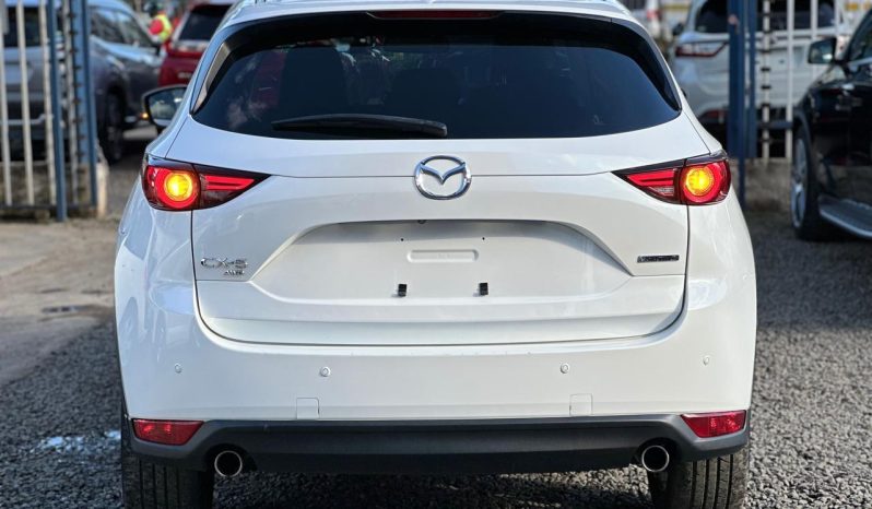 
								Mazda Cx-5 full									