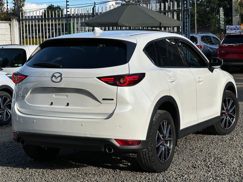 
								Mazda Cx-5 full									