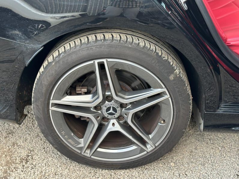 
								Mercedes-Benz C200 full									