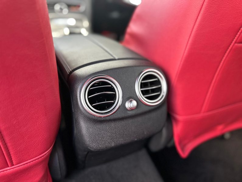 
								Mercedes-Benz C200 full									