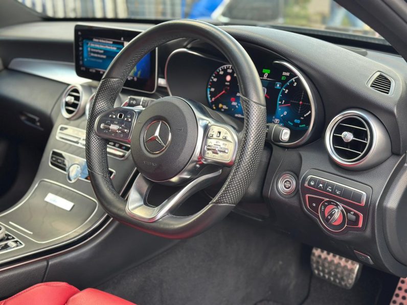 
								Mercedes-Benz C200 full									