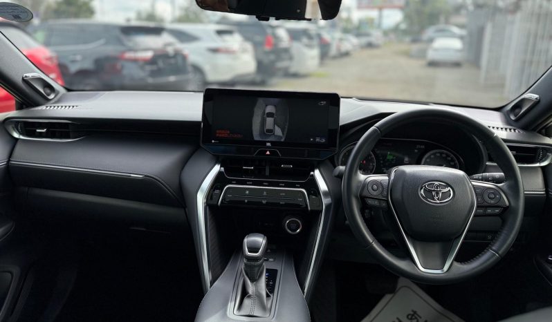 
								Toyota Harrier full									