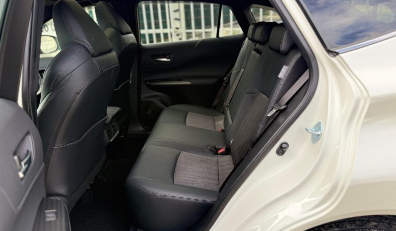 
								Toyota Harrier full									