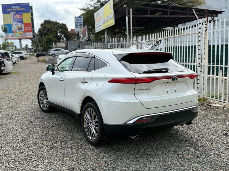 
								Toyota Harrier full									