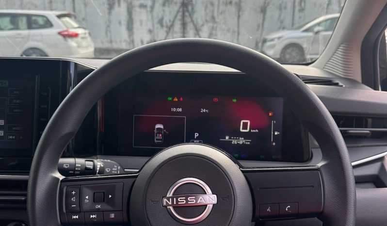 
								Nissan Note full									