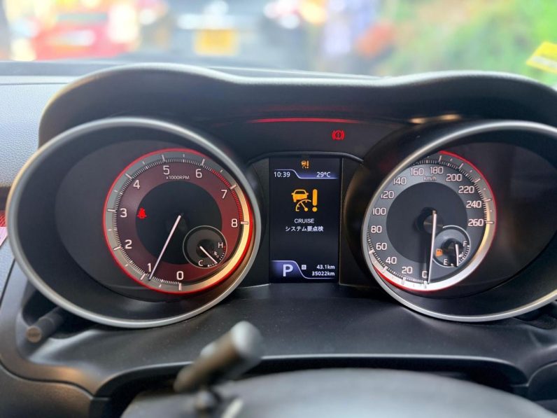 
								Suzuki Swift Sport full									