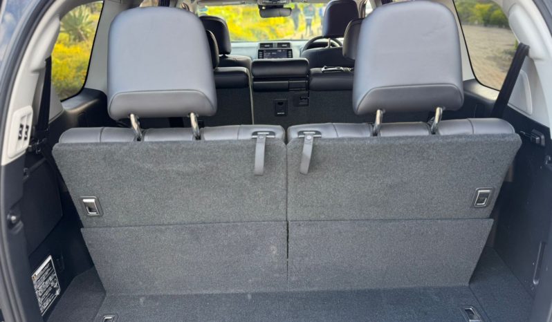 
								Toyota Land Cruiser Prado TXL full									