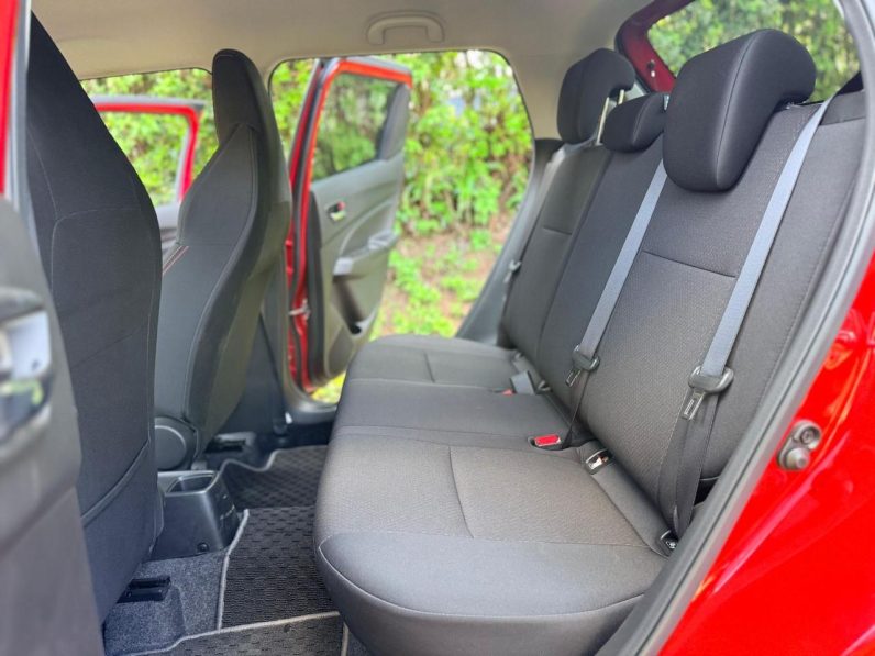 
								Suzuki Swift Sport full									