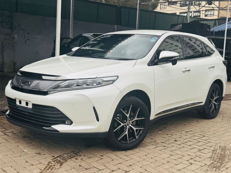 
								Toyota Harrier full									