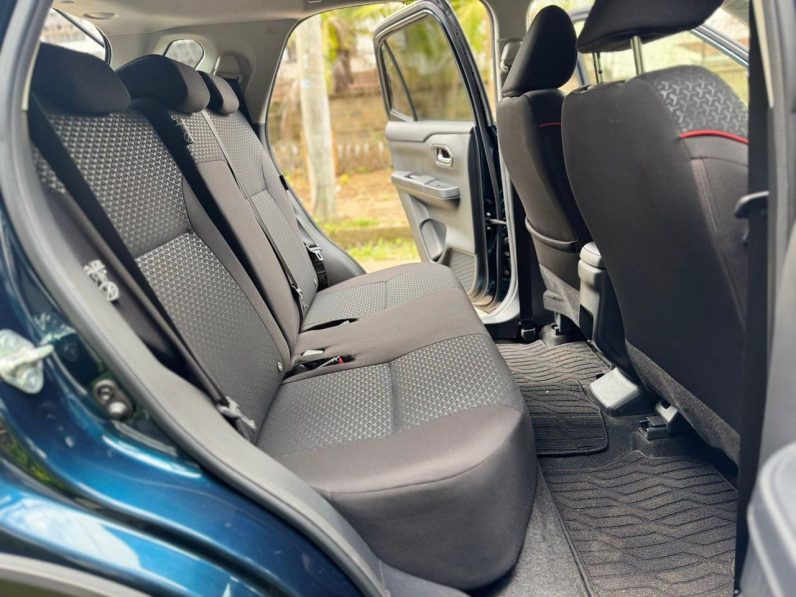 
								Toyota Raize full									