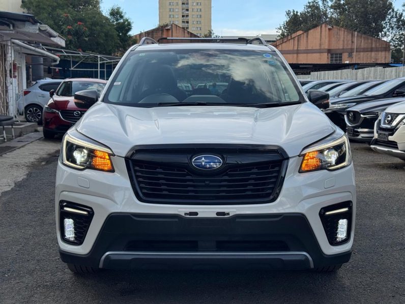 
								Subaru Forester SK5 full									
