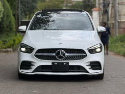 Mercedes Benz B180