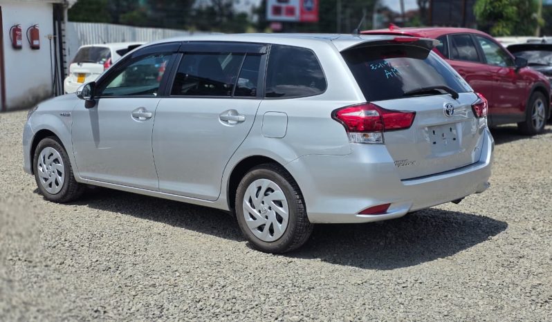 
								Toyota Fielder full									