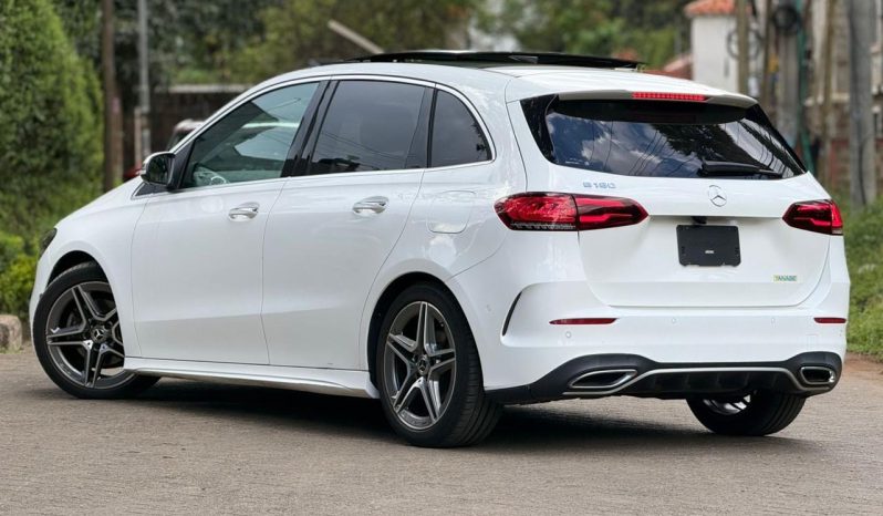 
								Mercedes Benz B180 full									
