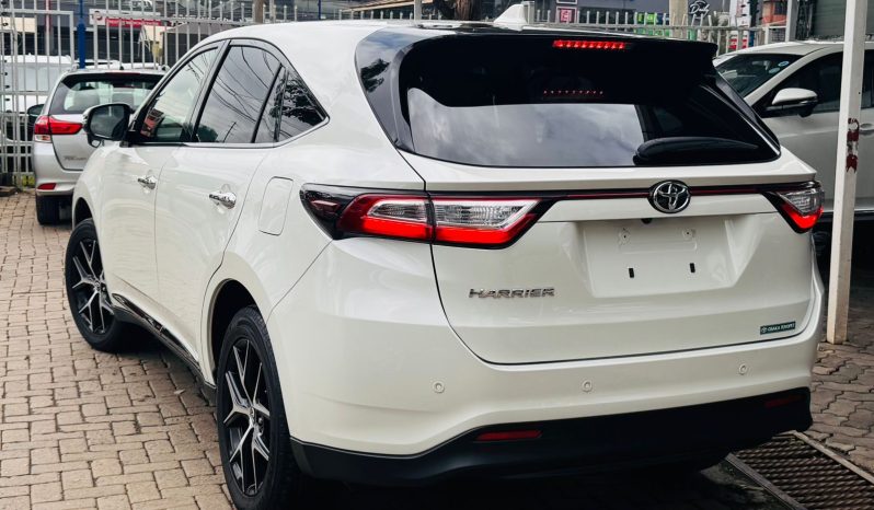 
								Toyota Harrier full									