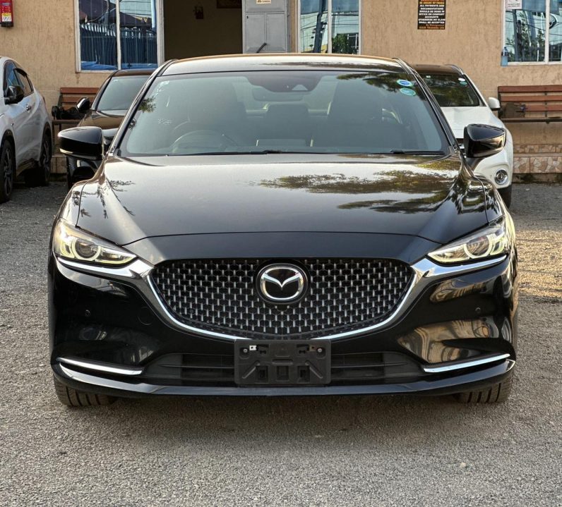 
								Mazda Atenza full									