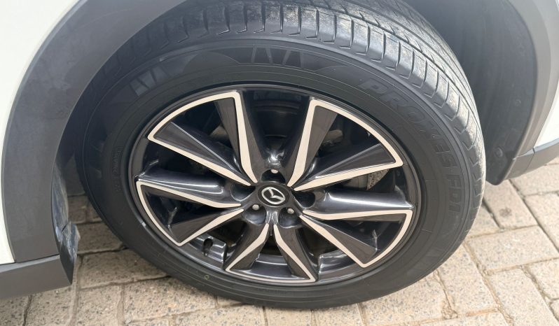 
								Mazda CX-5 full									