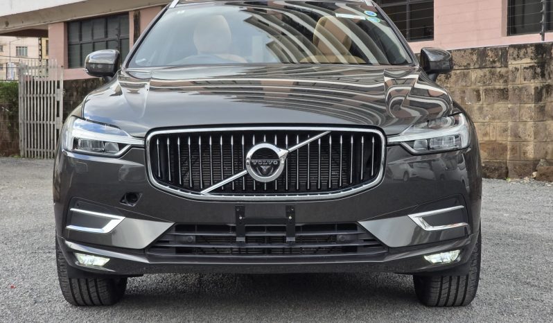 
								Volvo XC60 full									