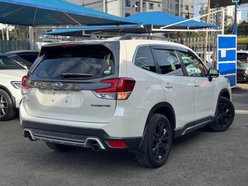 
								Subaru Forester SK5 full									