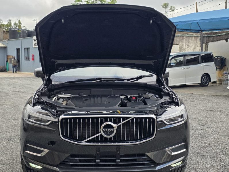 
								Volvo XC60 full									