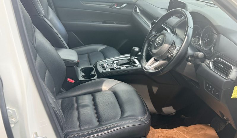 
								Mazda CX-5 full									