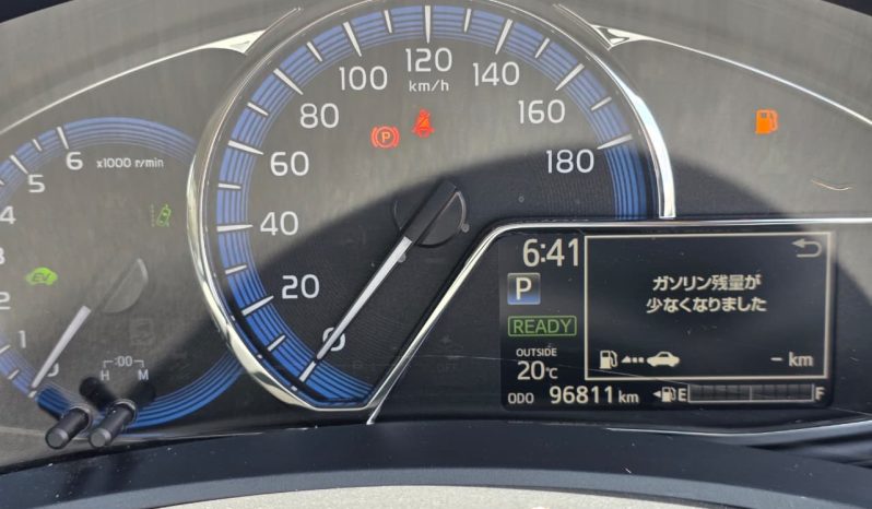 
								Toyota Fielder full									