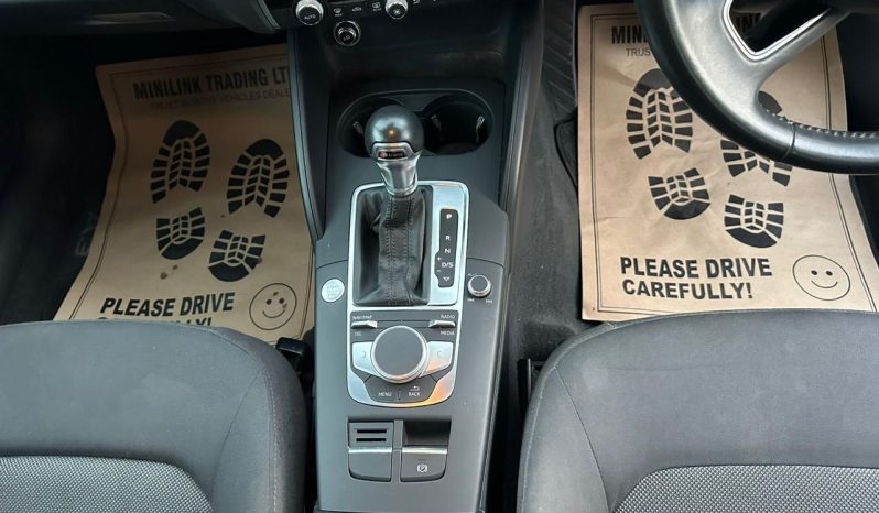 
								Audi A3 S-LINE full									