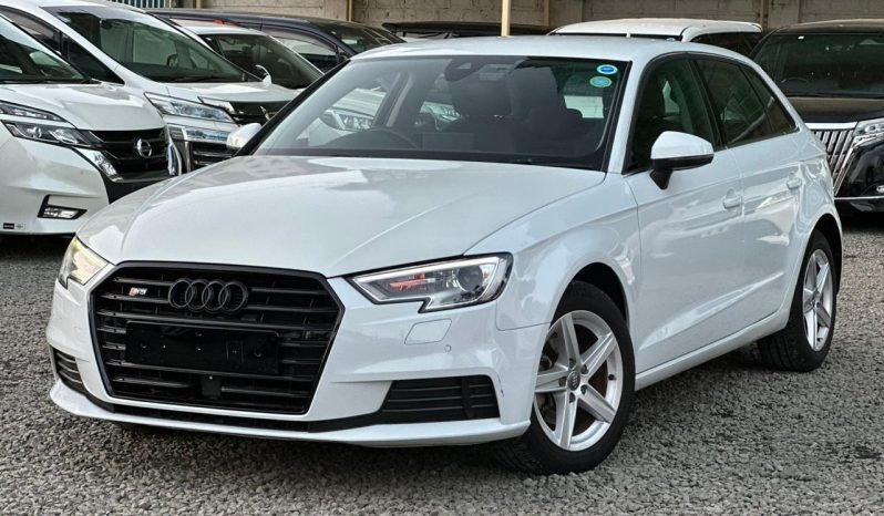 
								Audi A3 S-LINE full									