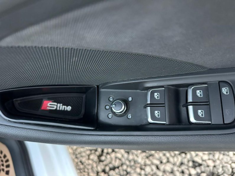 
								Audi A3 S-LINE full									