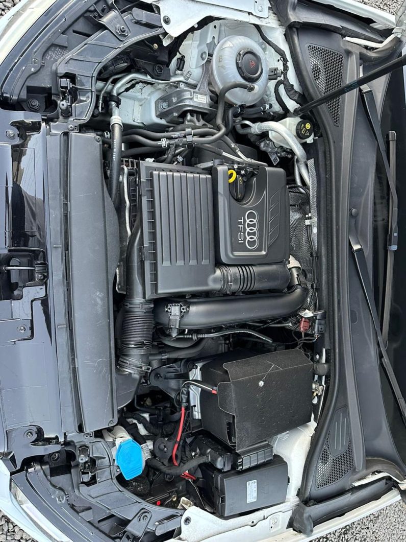 
								Audi A3 S-LINE full									