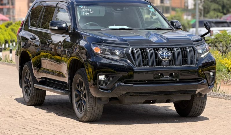
								Toyota Land Cruiser Prado TXL full									