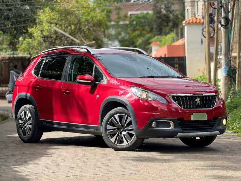 
								Peugeot 2008 full									