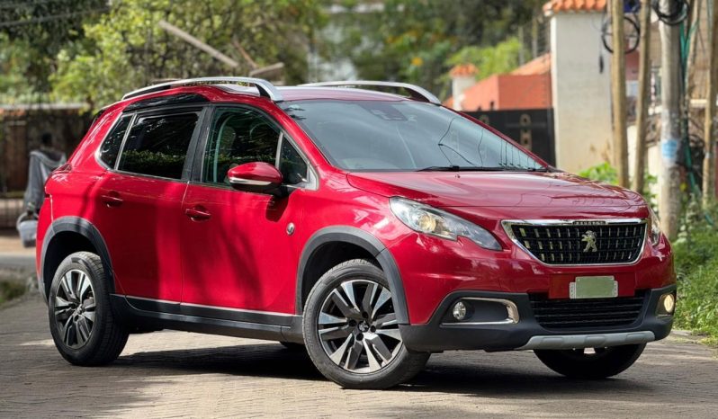 
								Peugeot 2008 full									